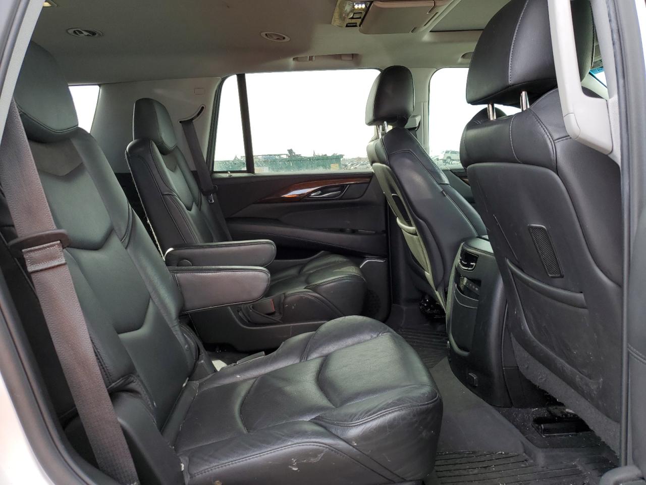 2018 Cadillac Escalade - Image 11