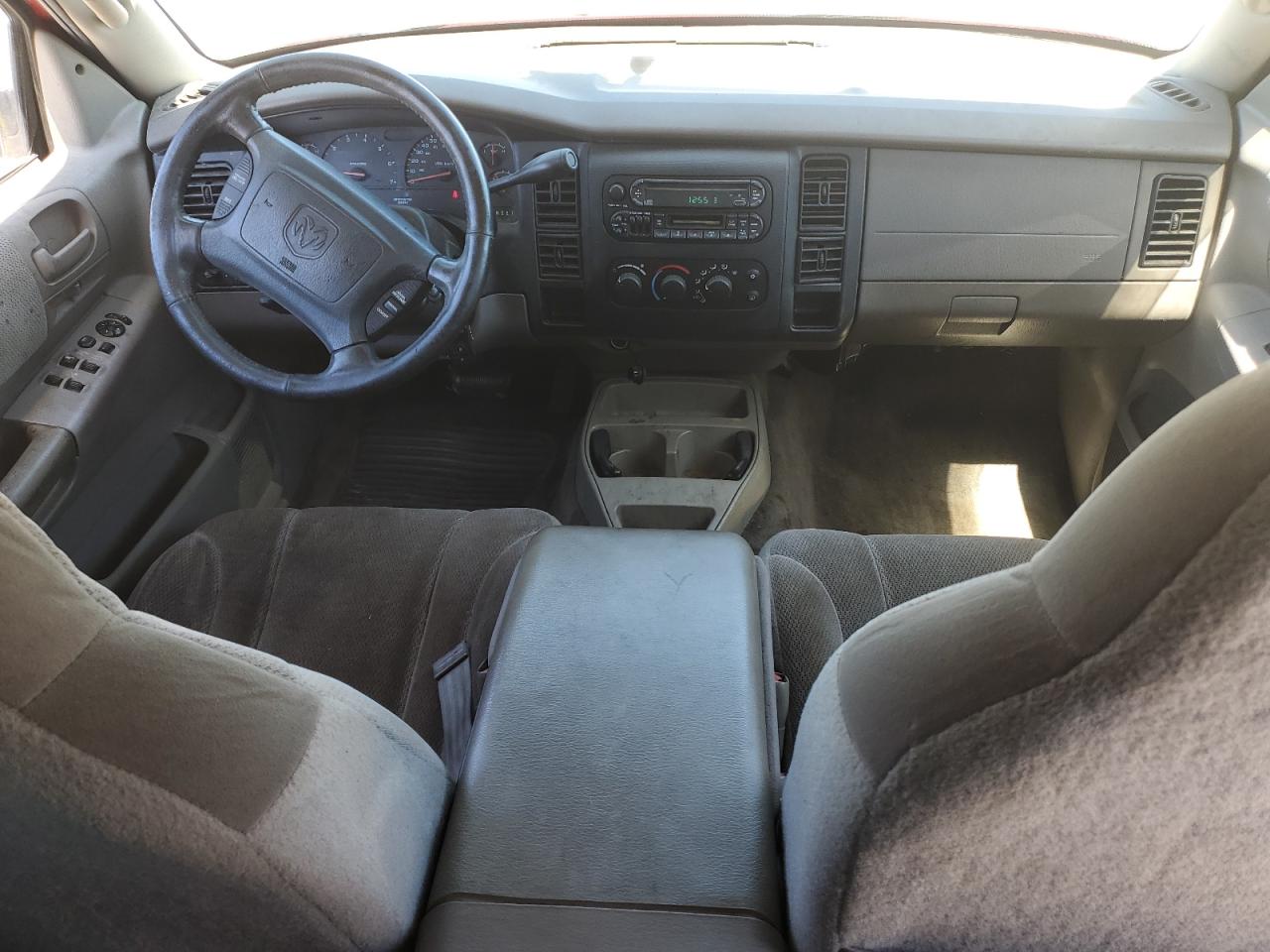 2004 Dodge Dakota - Image 8