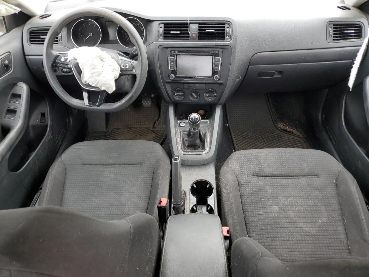2015 Volkswagen Jetta - Image 8