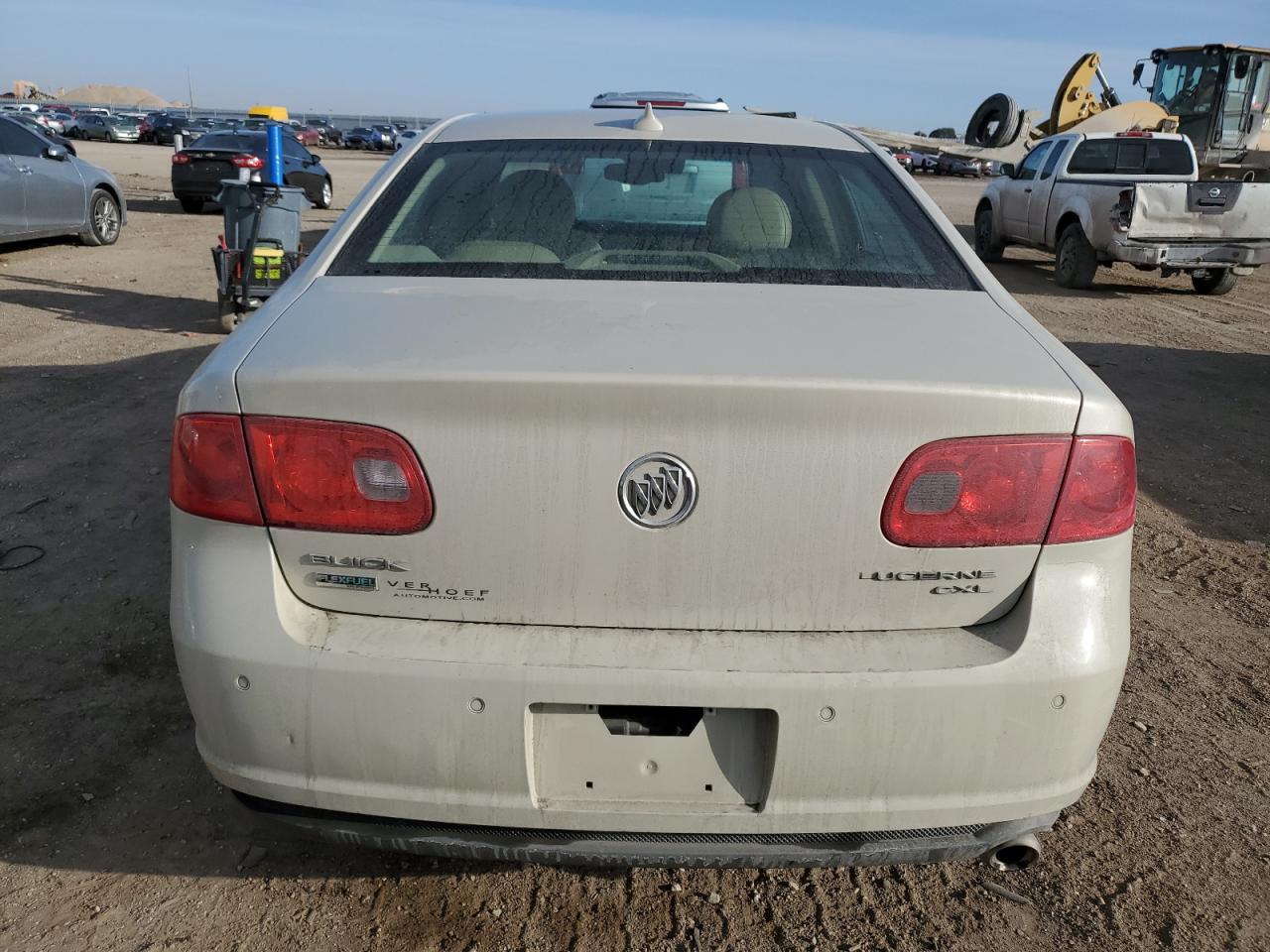 2010 Buick Lucerne - Image 6