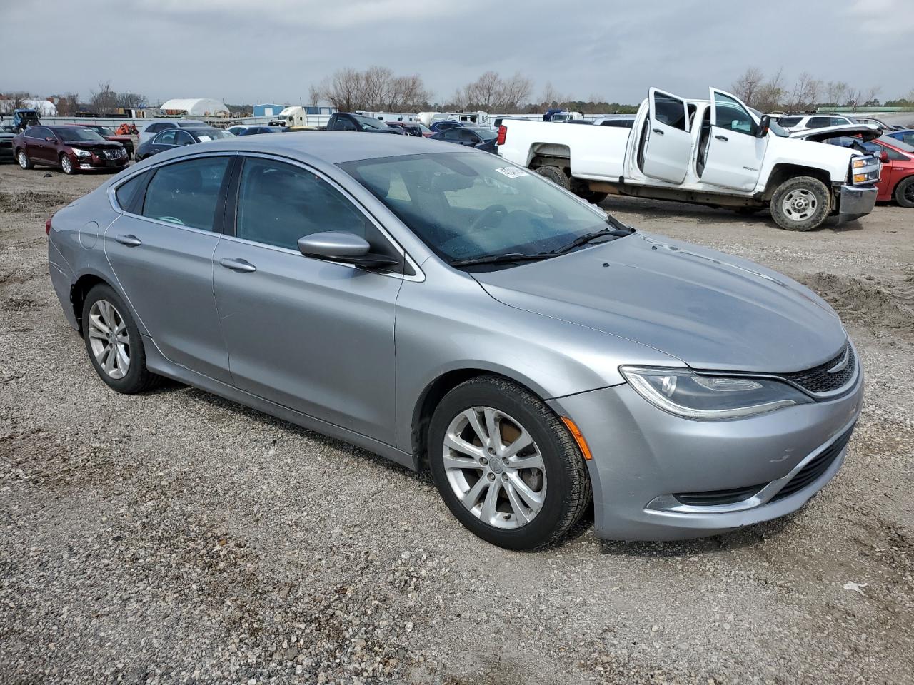 2015 Chrysler 200 - Image 4