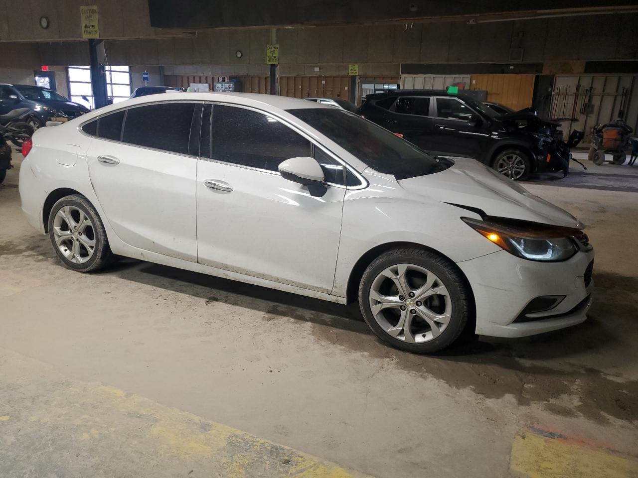 2017 Chevrolet Cruze - Image 4