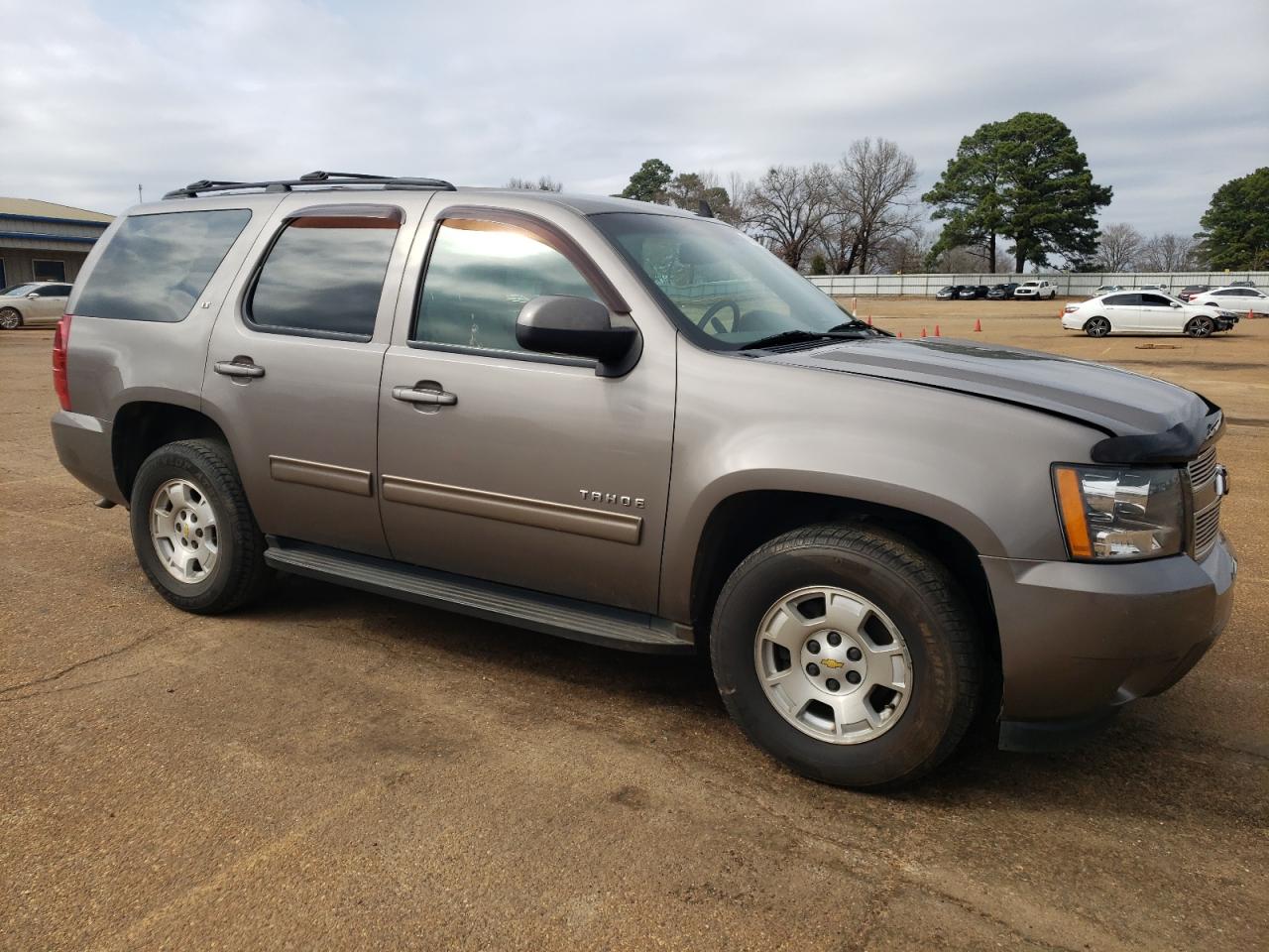 2012 Chevrolet Tahoe - Image 4