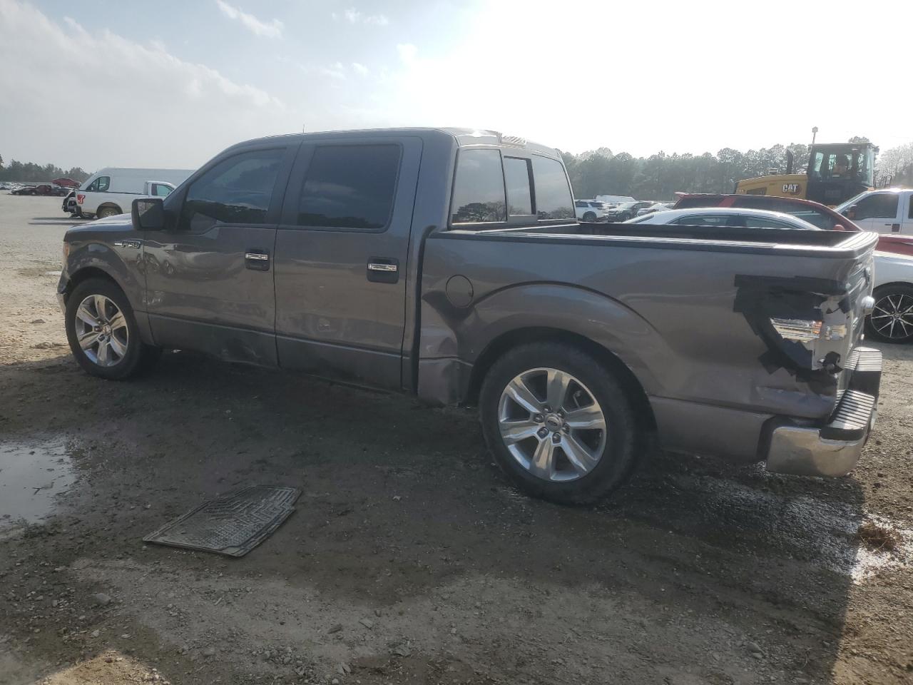 2013 Ford F-150 - Image 2