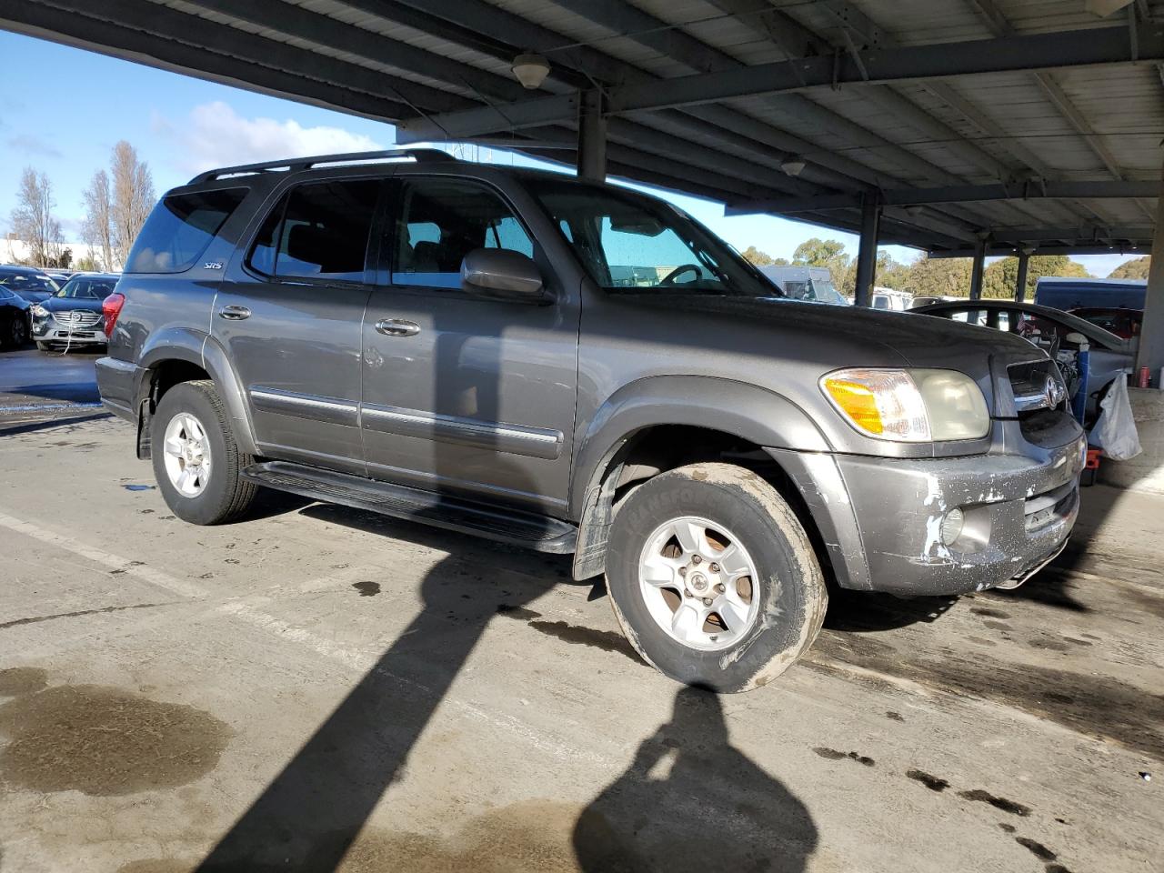 2005 Toyota Sequoia - Image 4