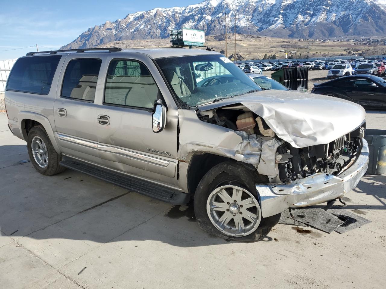2005 GMC Yukon - Image 4