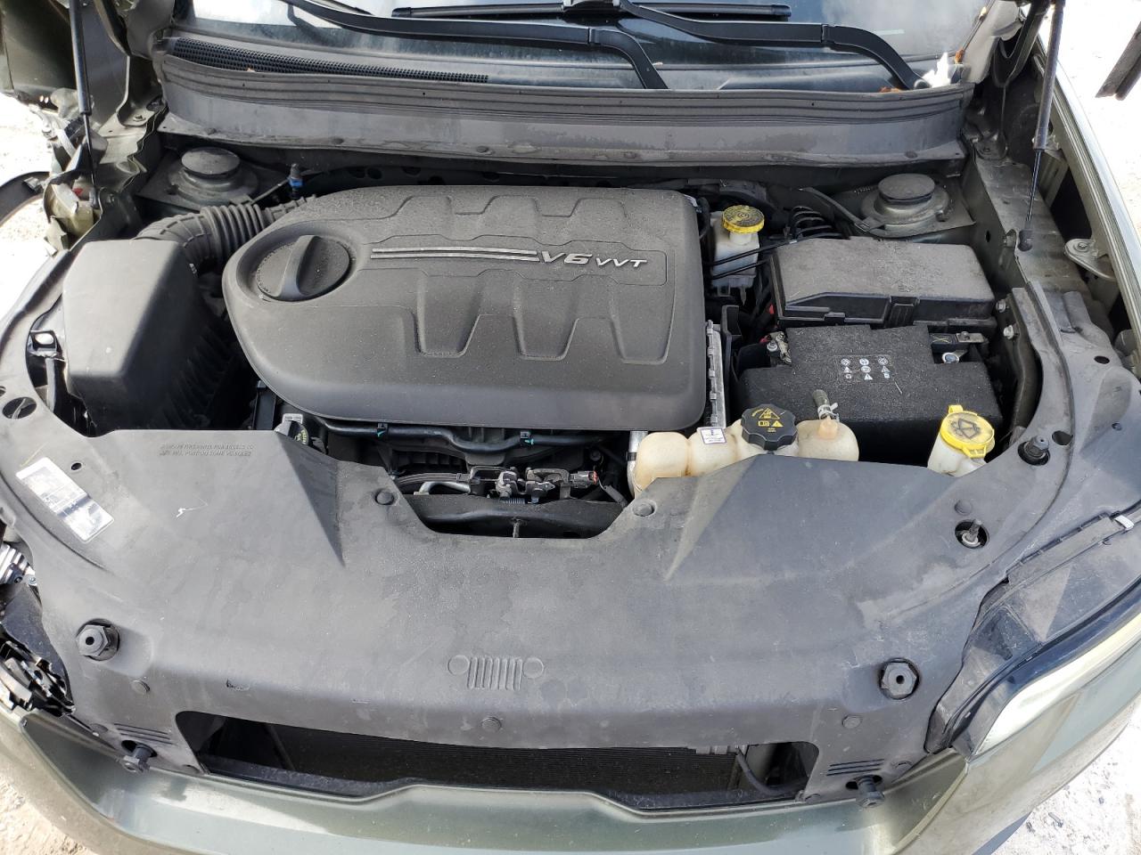 2019 Jeep Grand Cherokee - Image 12