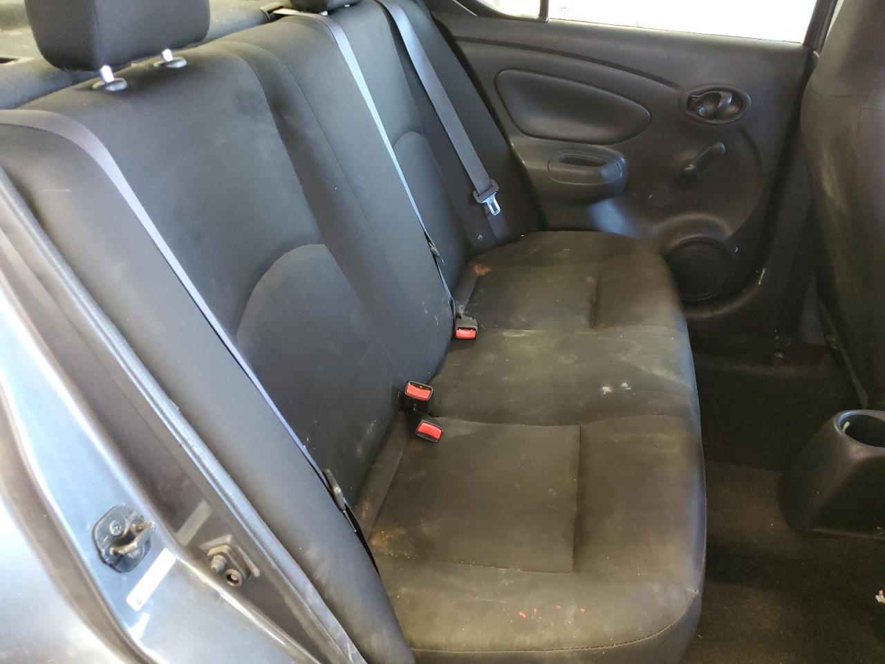 2017 Nissan Versa - Image 10
