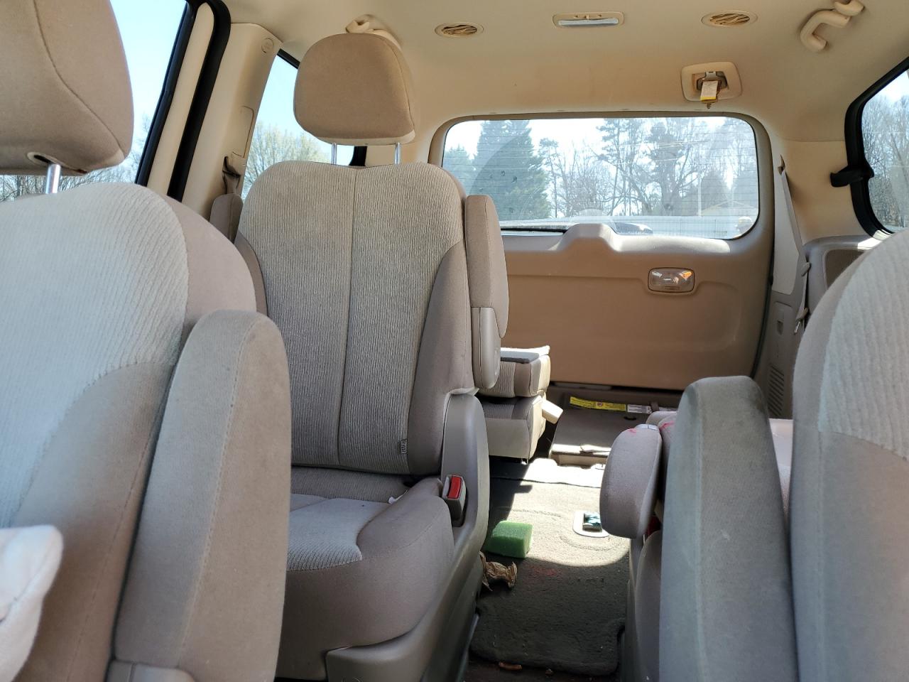 2014 Kia Sedona - Image 10