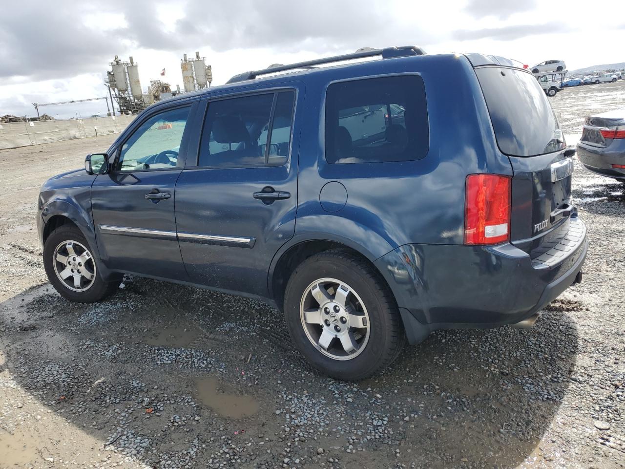 2011 Honda Pilot - Image 2