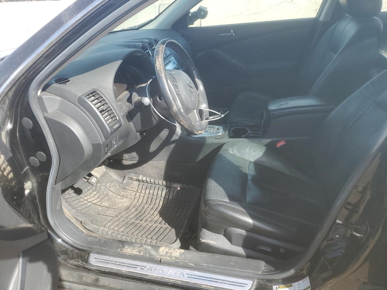 2010 Nissan Altima - Image 7