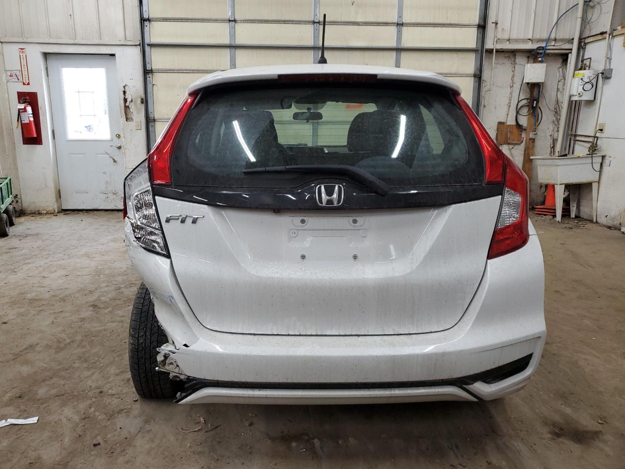 2018 Honda Fit Lx VIN: 3HGGK5H46JM735238 Lot: 50873985