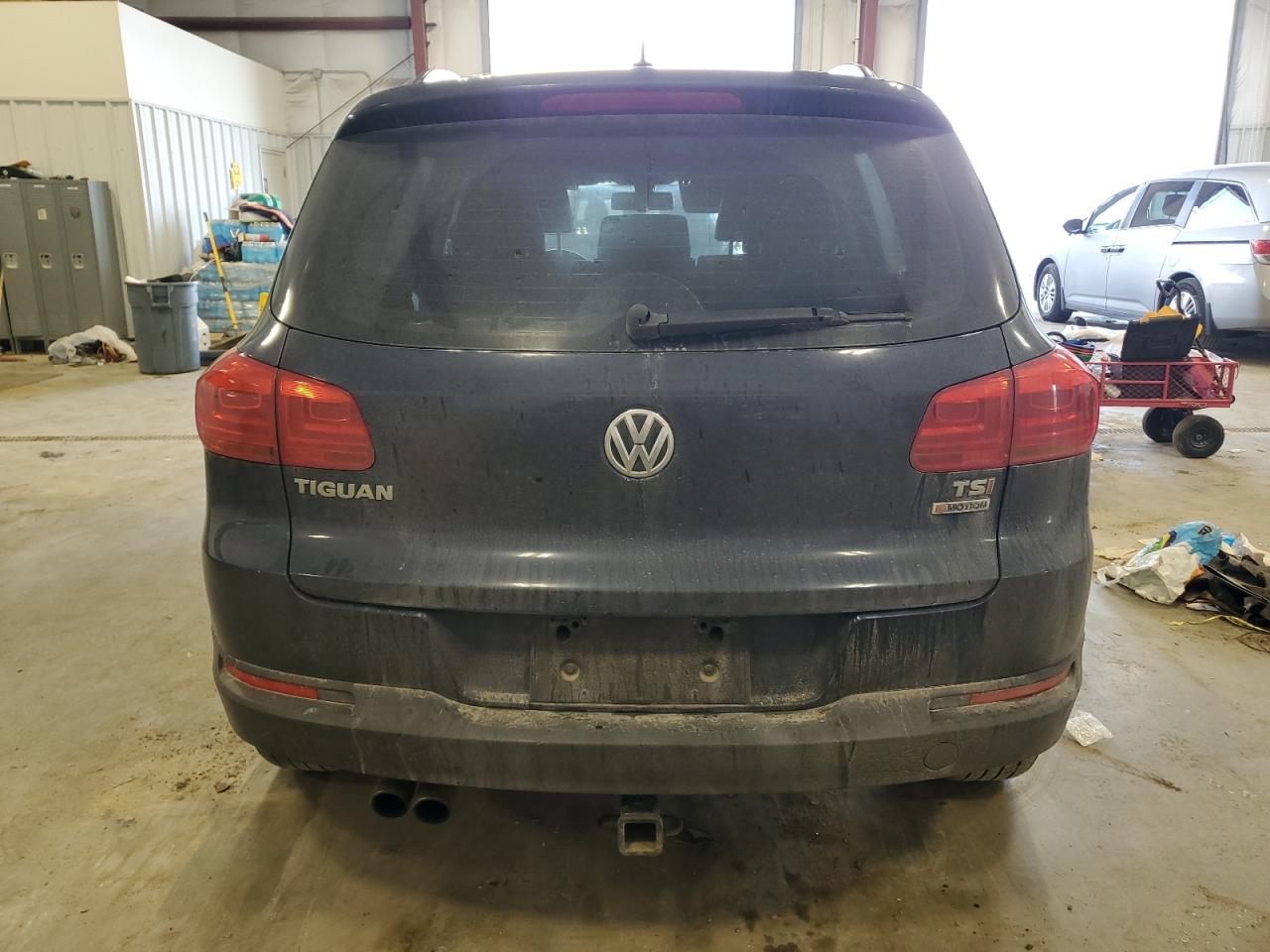 2016 Volkswagen Tiguan - Image 6