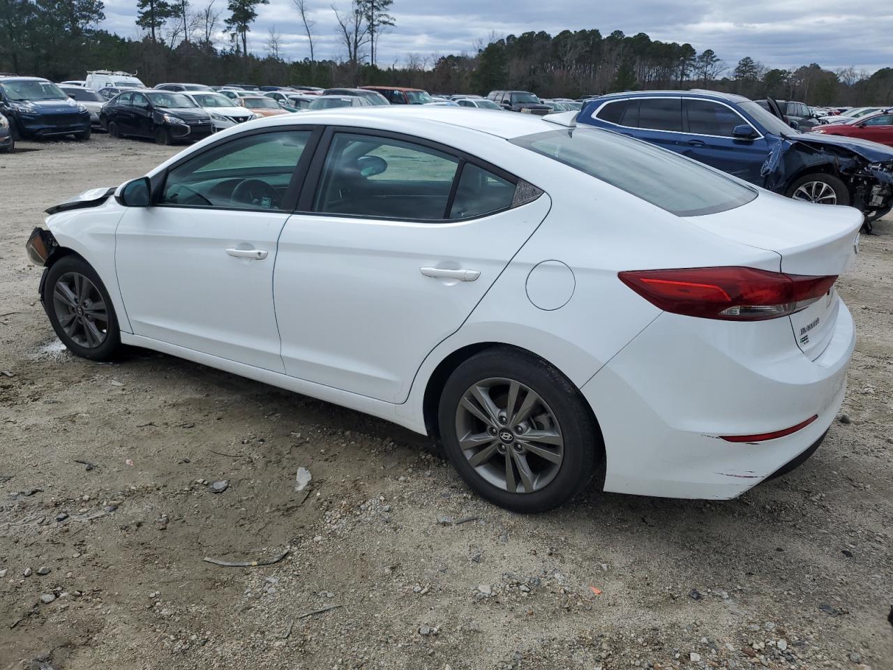 2018 Hyundai Elantra - Image 2