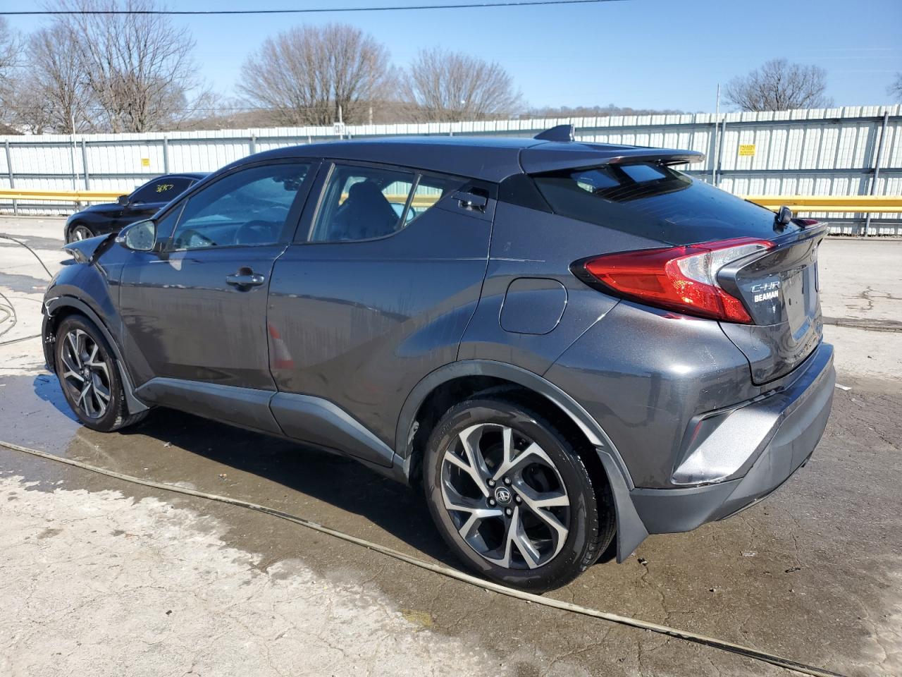 2018 Toyota C-HR - Image 2