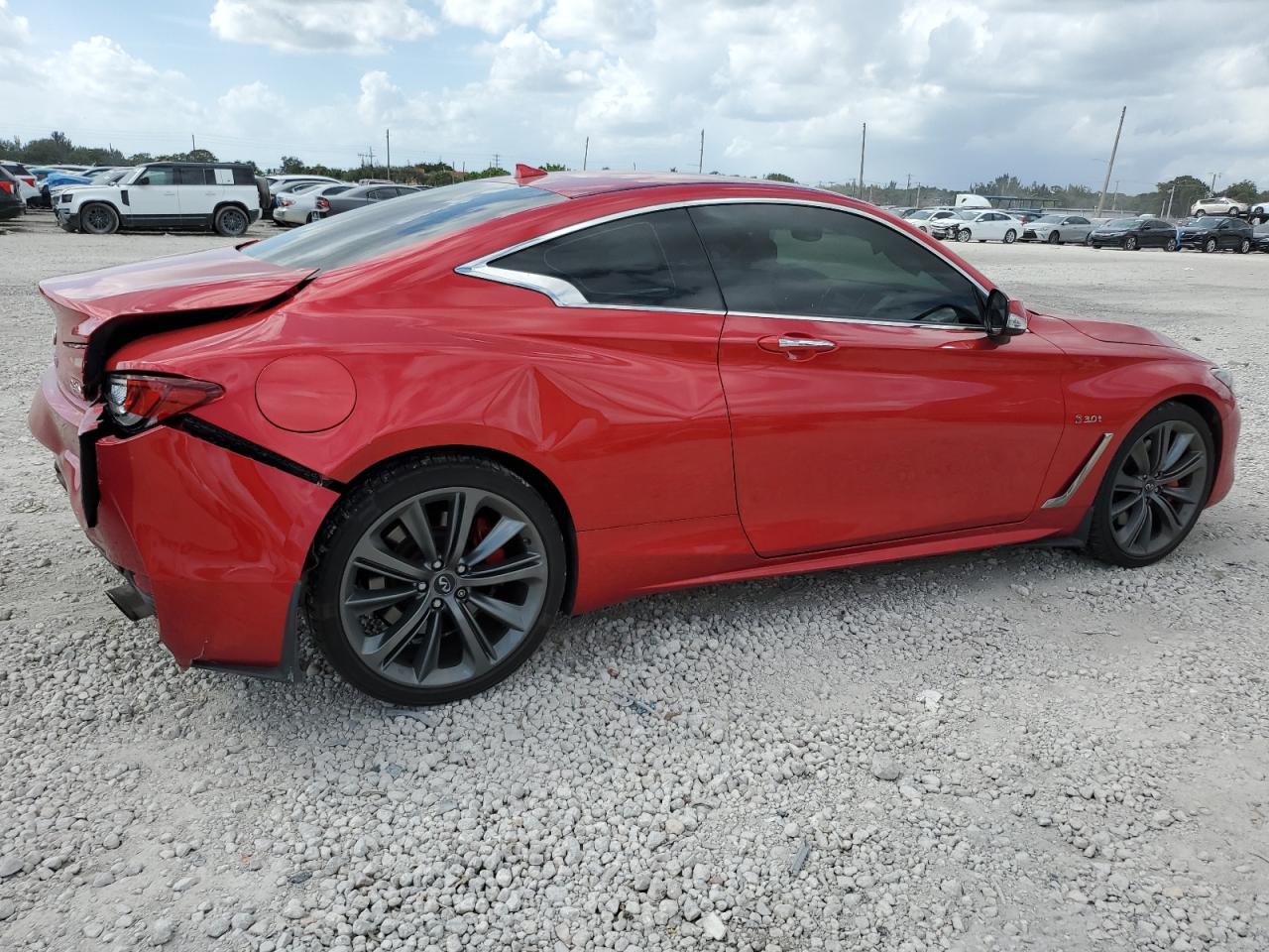 2018 Infiniti Q60 - Image 3