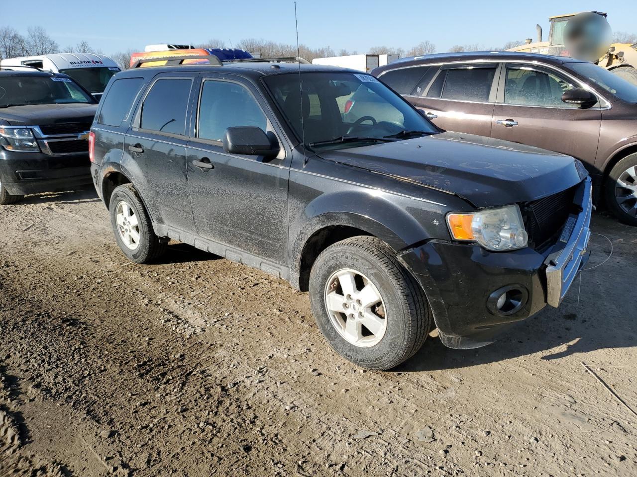 2011 Ford Escape - Image 4