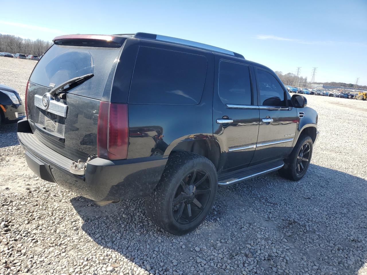 2007 Cadillac Escalade - Image 3
