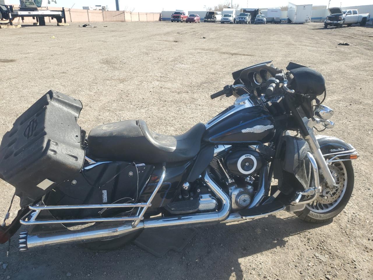 Albuquerque, NM에서 판매 중인 2013 Harley-Davidson Flhtcu Ultra Classic Electra Glide - Front End