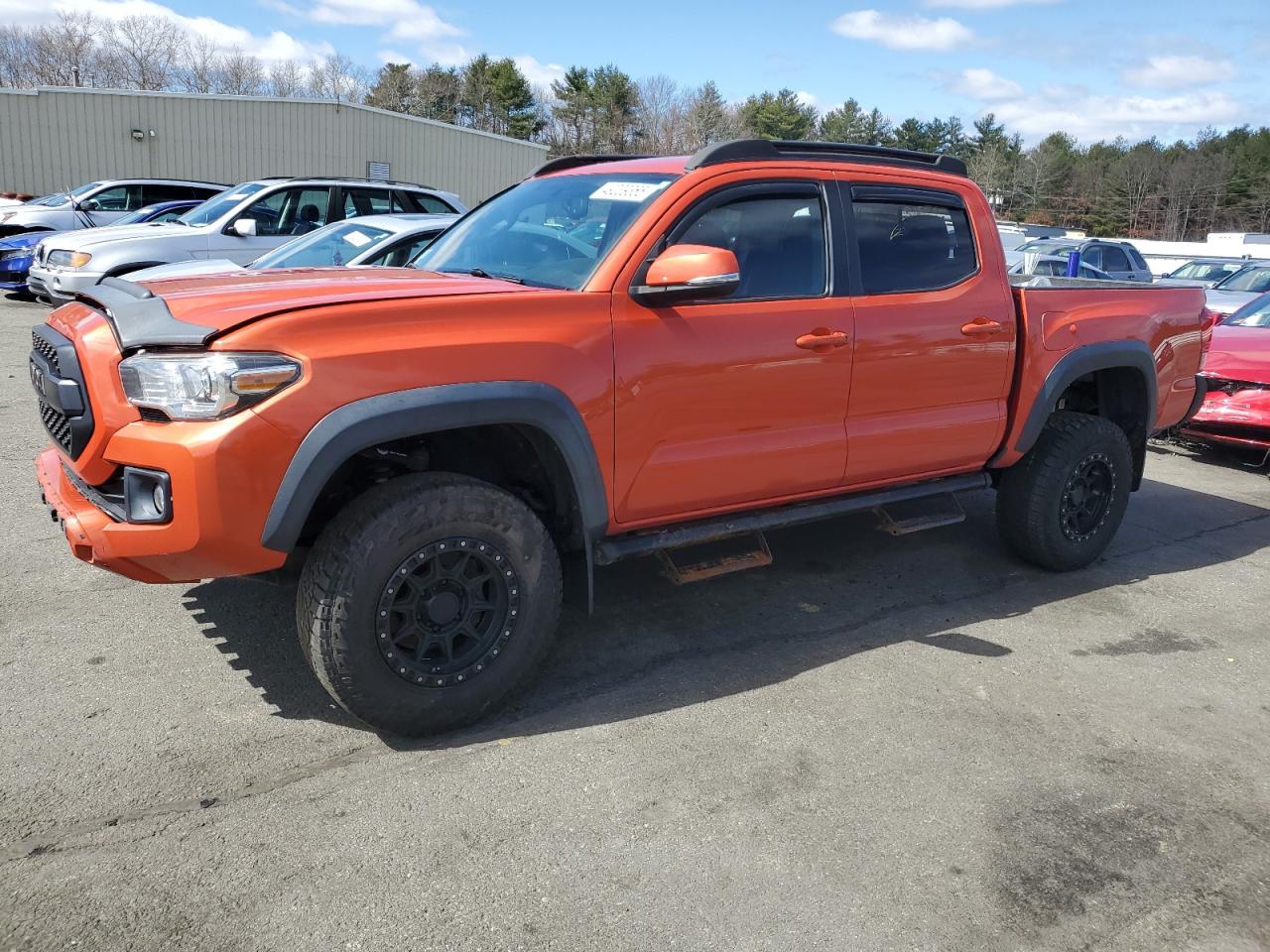 2017 Toyota Tacoma Double Cab იყიდება Exeter-ში, RI - Rear End