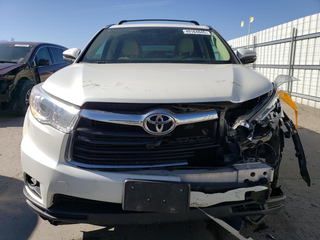 2014 Toyota Highlander - Image 5