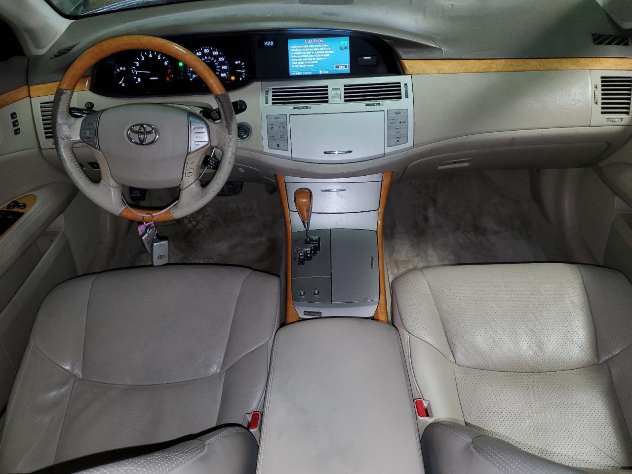 2007 Toyota Avalon - Image 8