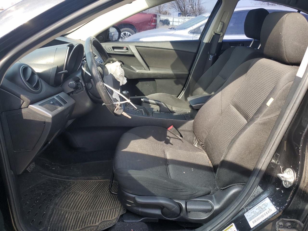 2012 Mazda 3 - Image 7