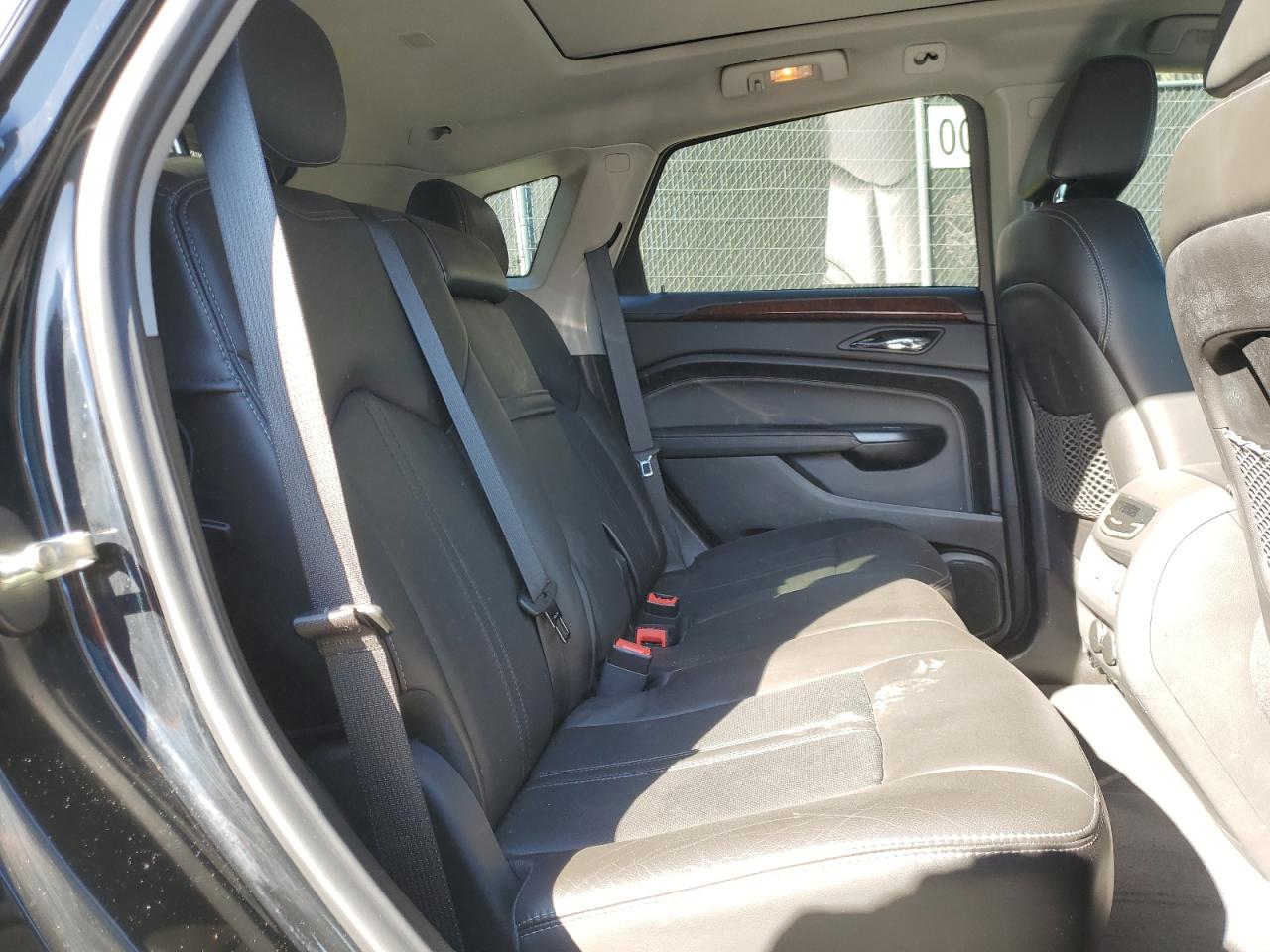 2014 Cadillac SRX - Image 11