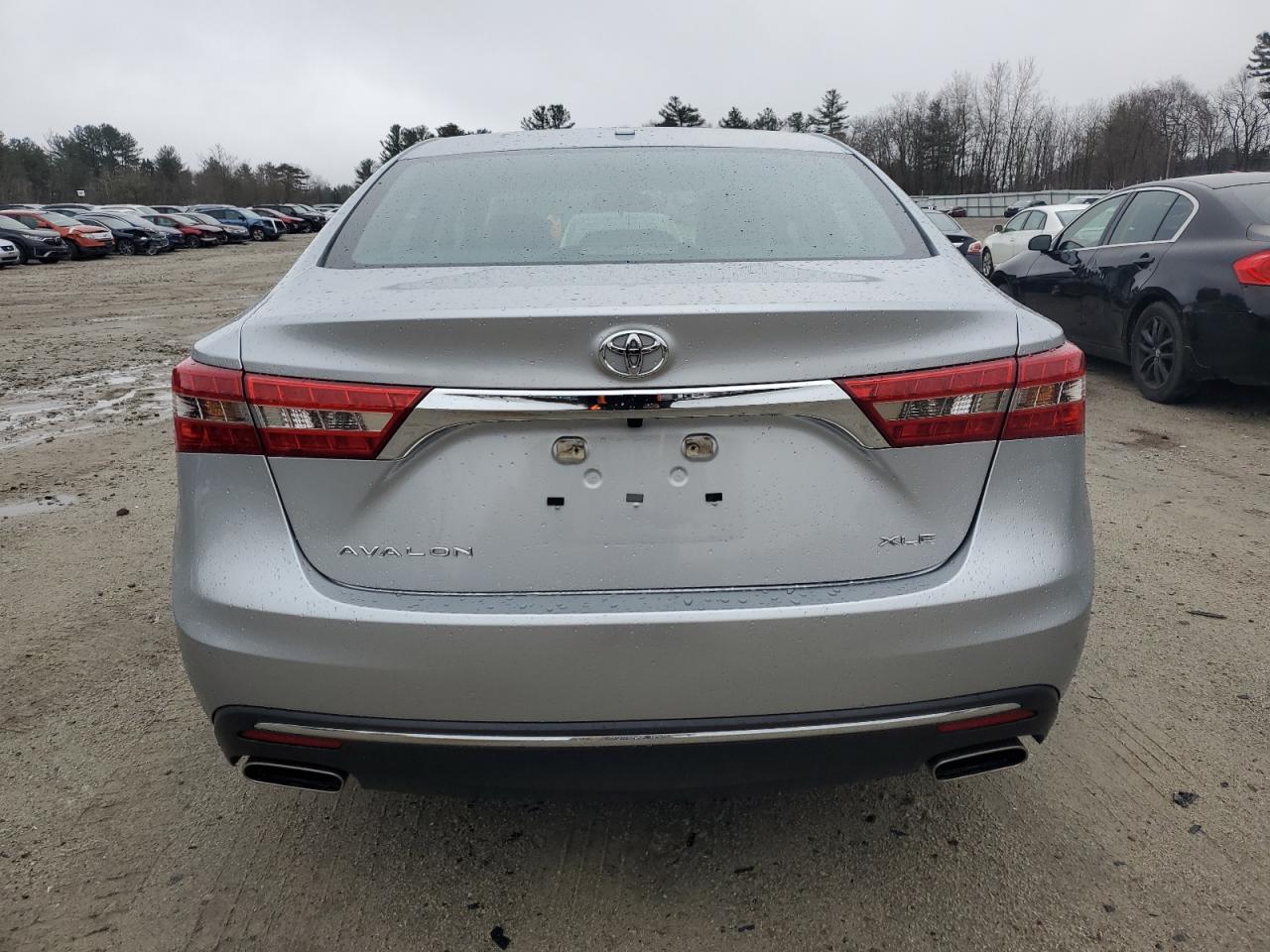 2018 Toyota Avalon - Image 6