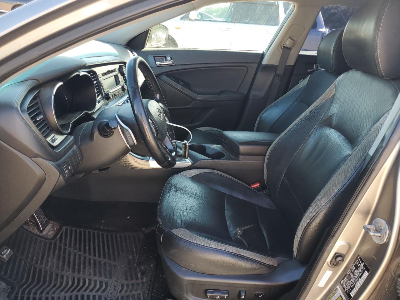 2012 Kia Optima - Image 7