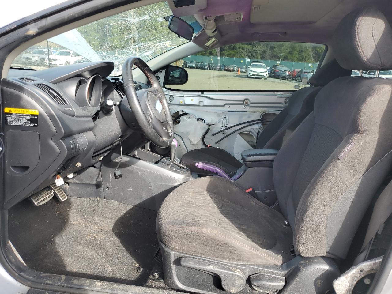 2010 Kia Forte - Image 7