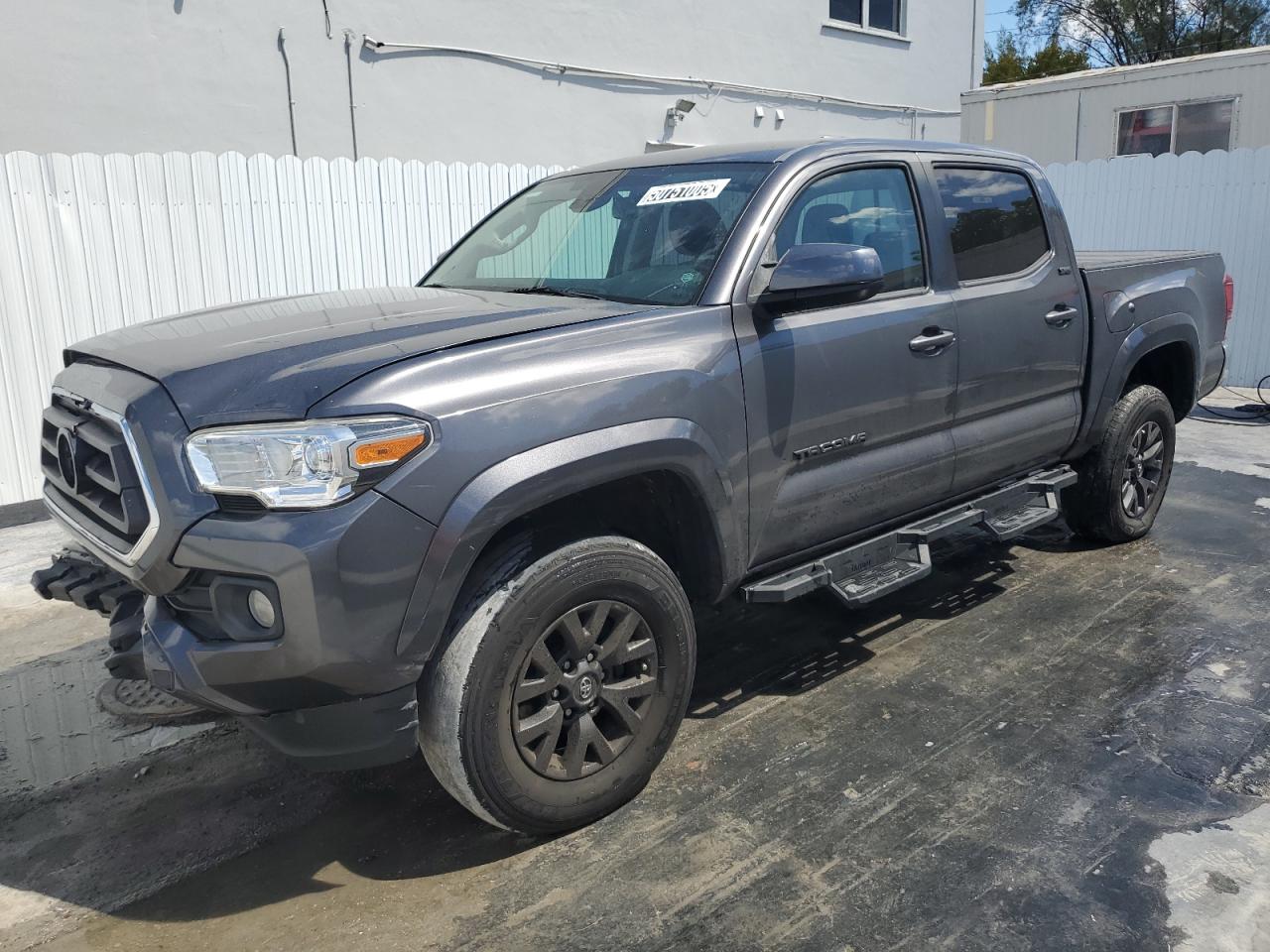 2021 Toyota Tacoma Double Cab продається в Opa Locka, FL - Front End