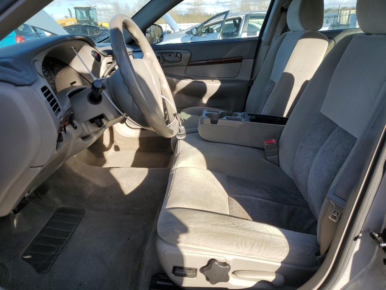 2004 Chevrolet Impala - Image 7