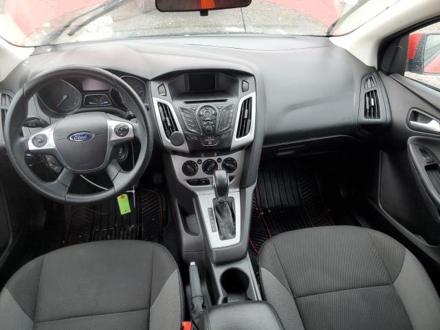  FORD FOCUS 2014 Красный
