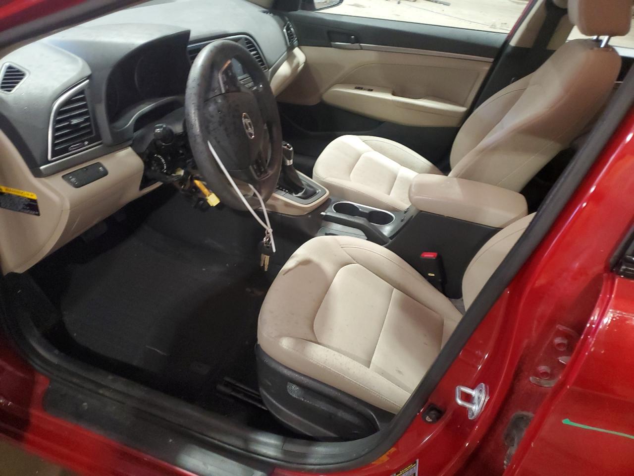 2017 Hyundai Elantra - Image 7