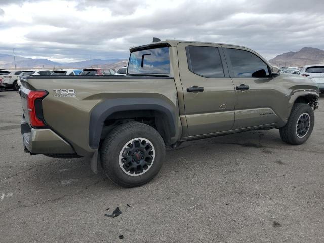  TOYOTA TACOMA 2024 Zielony