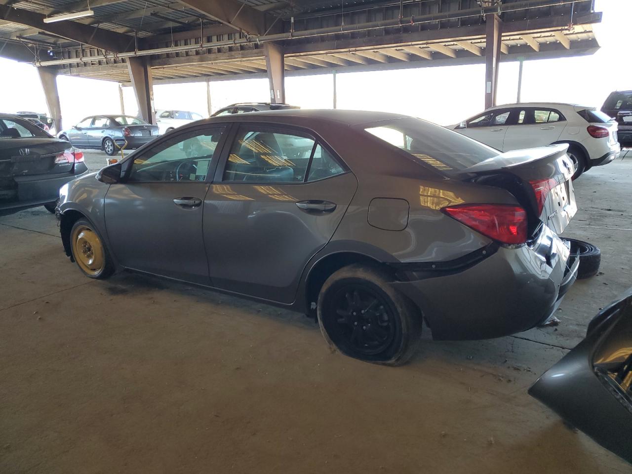 2018 Toyota Corolla - Image 2