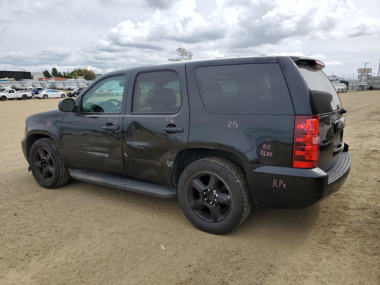 2013 Chevrolet Tahoe - Image 2