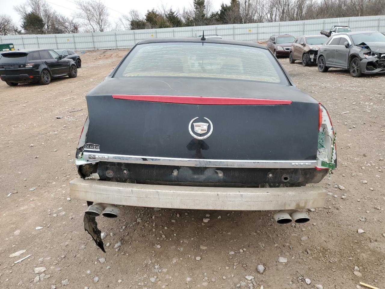 2008 Cadillac DTS - Image 6