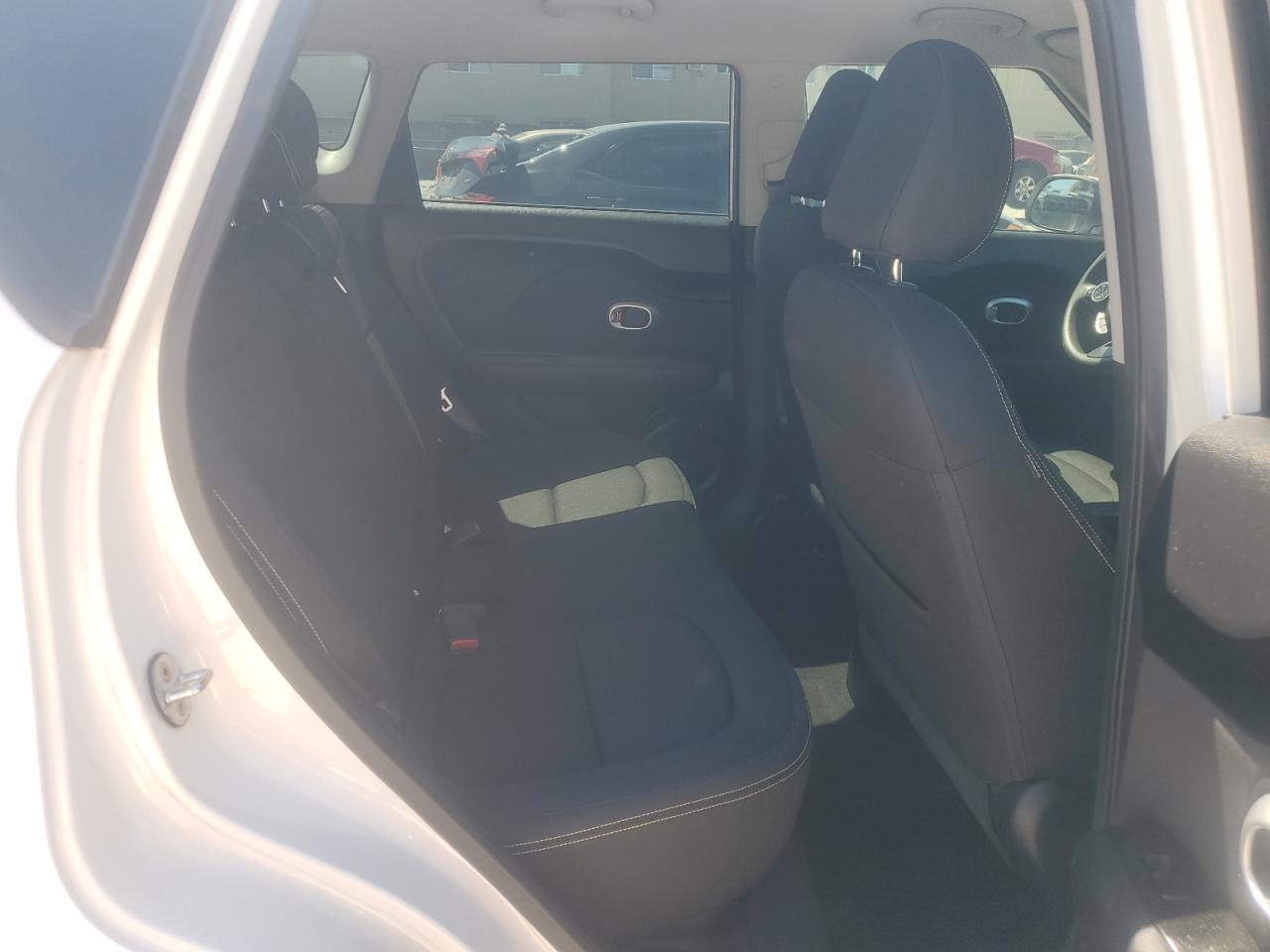 2016 Kia Soul - Image 10