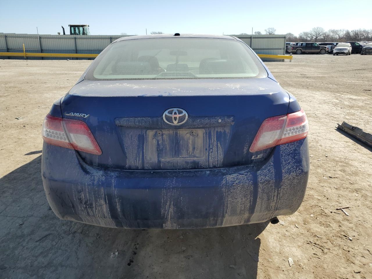2010 Toyota Camry - Image 6