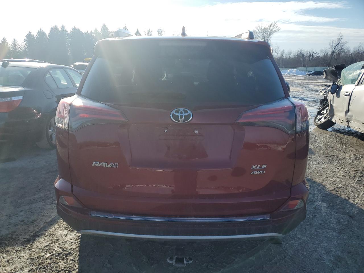 2018 Toyota RAV 4 - Image 6