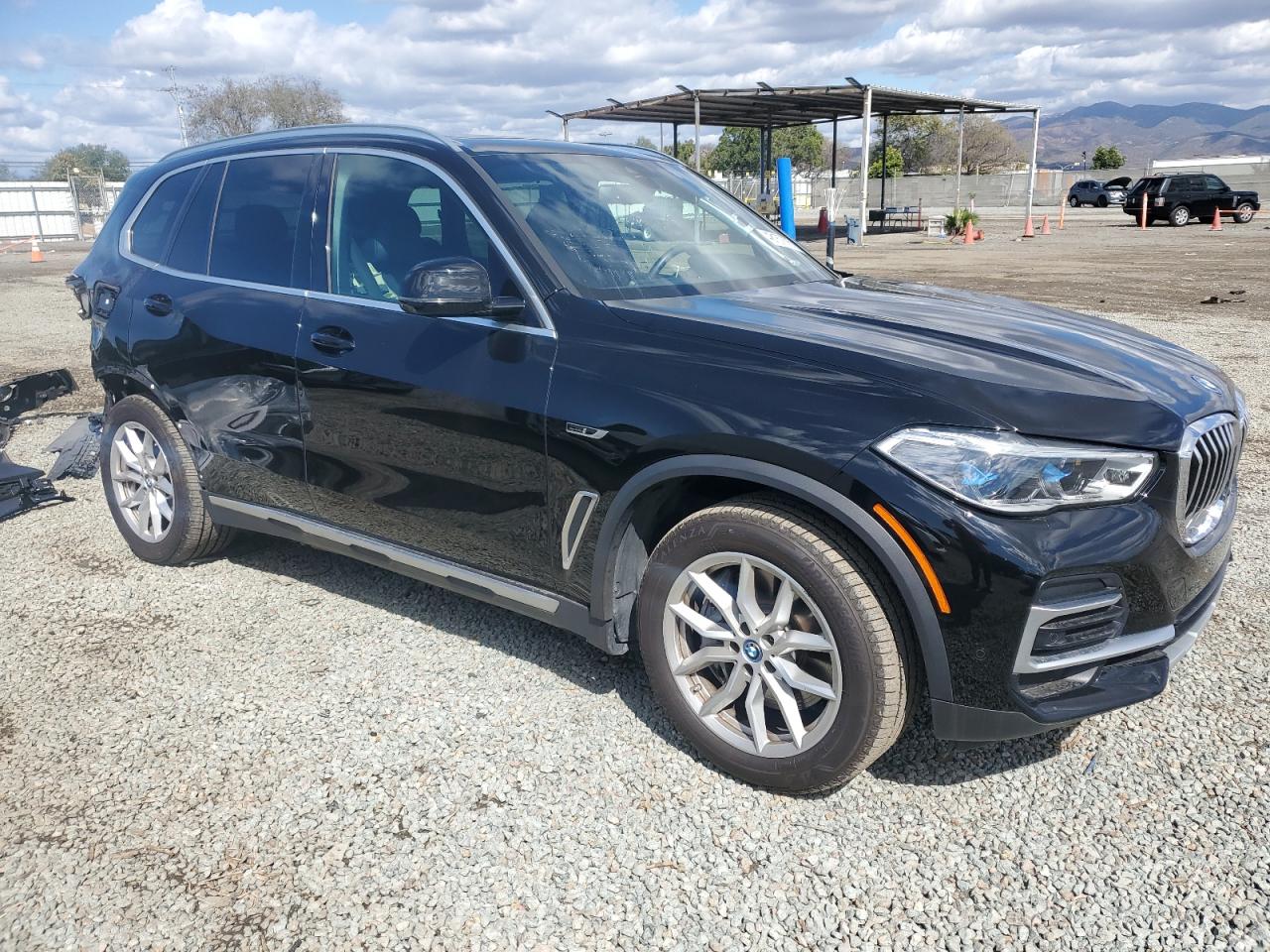 2023 BMW X5 - Image 4