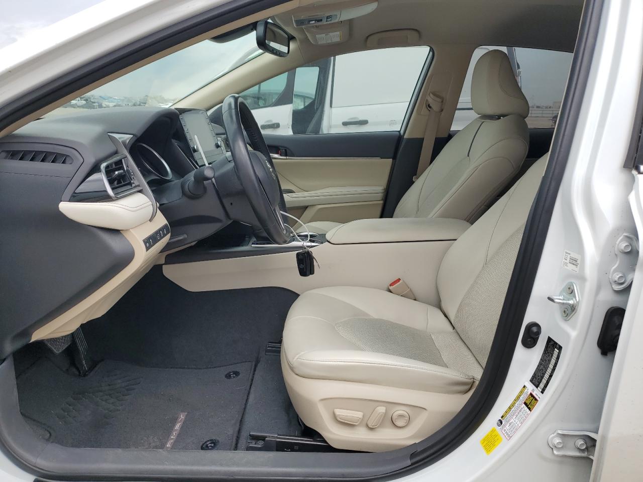 2021 Toyota Camry - Image 7