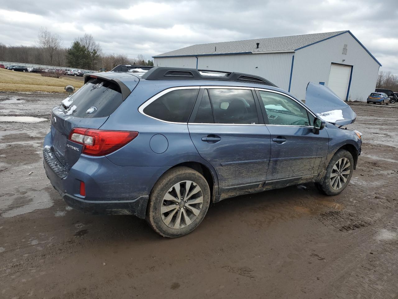 2015 Subaru Outback - Image 3