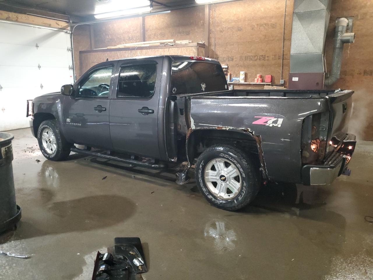 2010 Chevrolet Silverado - Image 2