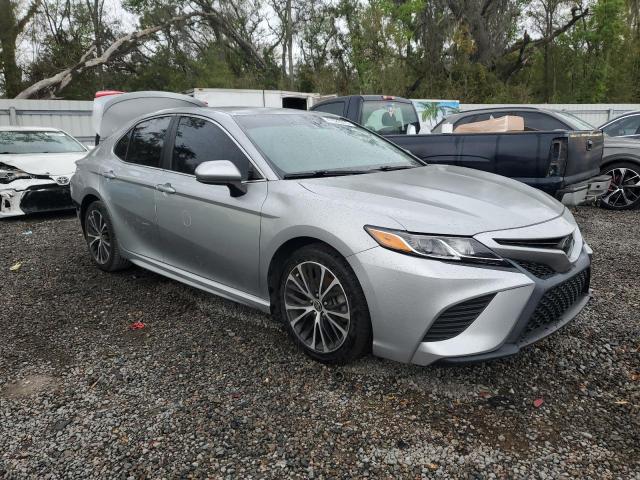  TOYOTA CAMRY 2020 Серебристый