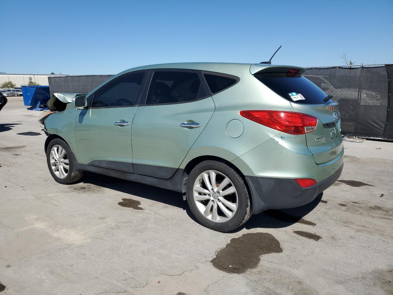 2011 Hyundai Tucson - Image 2