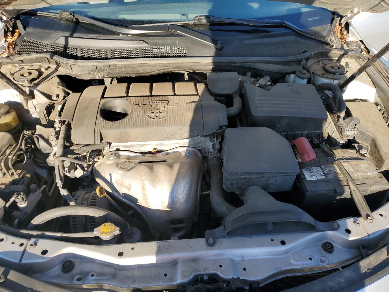 2011 Toyota Camry - Image 11
