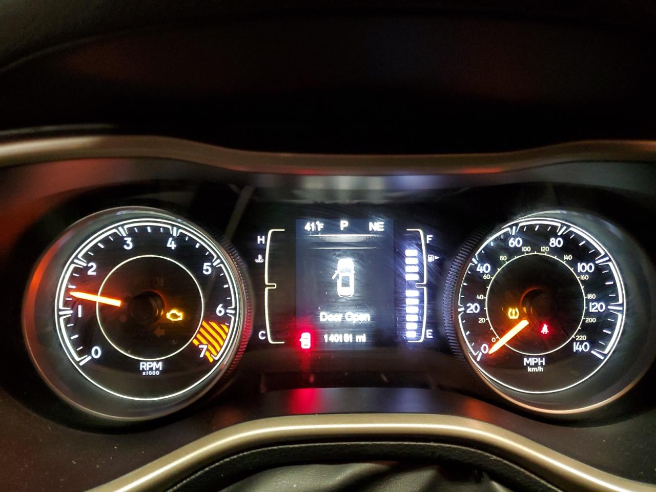 2014 Jeep Grand Cherokee - Image 9